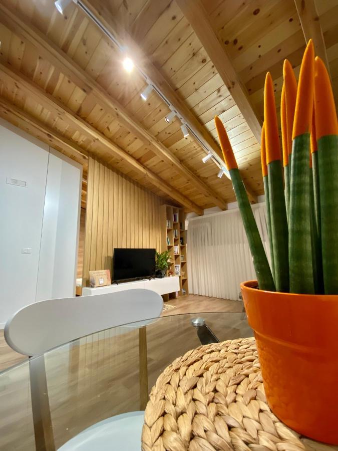 Lovely Loft 1-Bedroom In The Heart Of Tirana Exterior photo